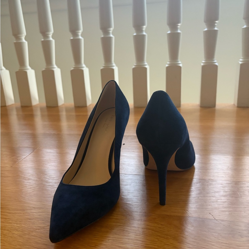 Kate Spade Elegant Navy Blue Suede Heels size 8.5